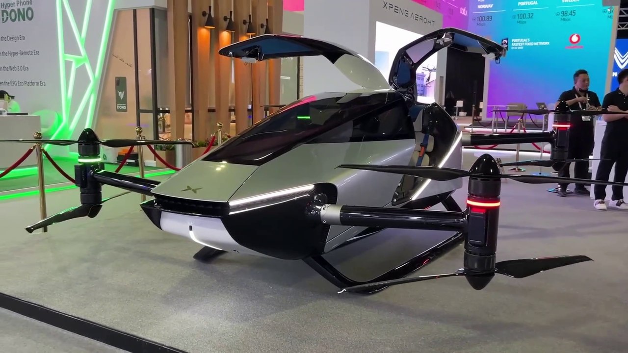 World’s First Flying Car | XPeng X2 - video Dailymotion