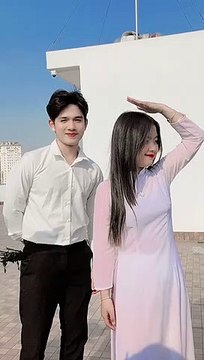 Clip: Thêm trai đẹp xuất hiện bên Phúng Phính