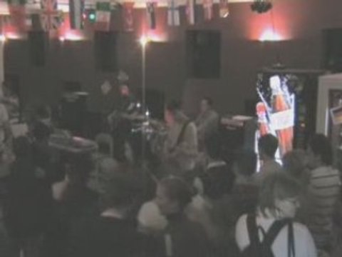 CONCERT DES Z'INVITES AU BANANIER 18-10-07 - 02