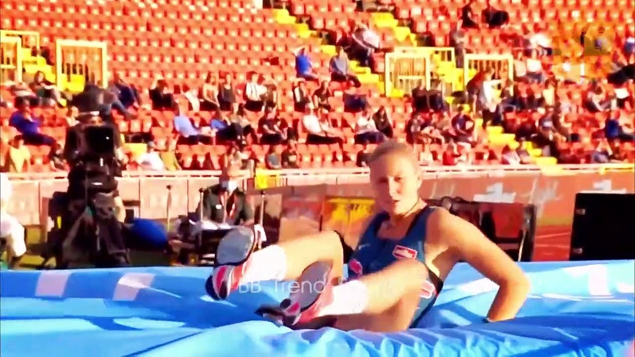 Unlucky & FUNNY Moments in Women's SPORTS
