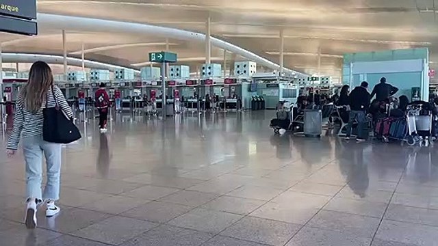 Pasajeros en el aeropuerto de El Prat de Barcelona
