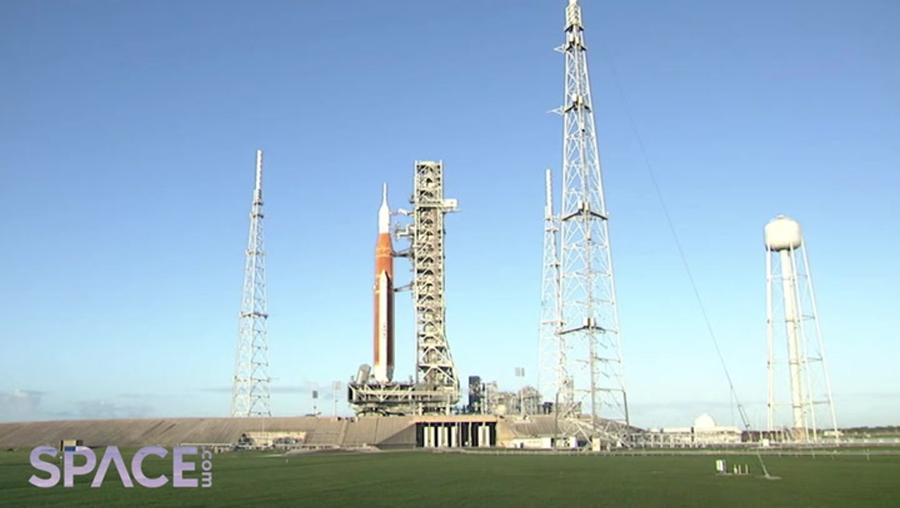 Watch NASA's Artemis 1 moon rocket arrive at launch pad in time-lapse