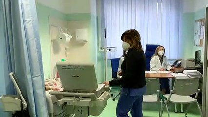 Scopre rara patologia all'ottavo mese di gravidanza, salvata da un “giubbotto” speciale