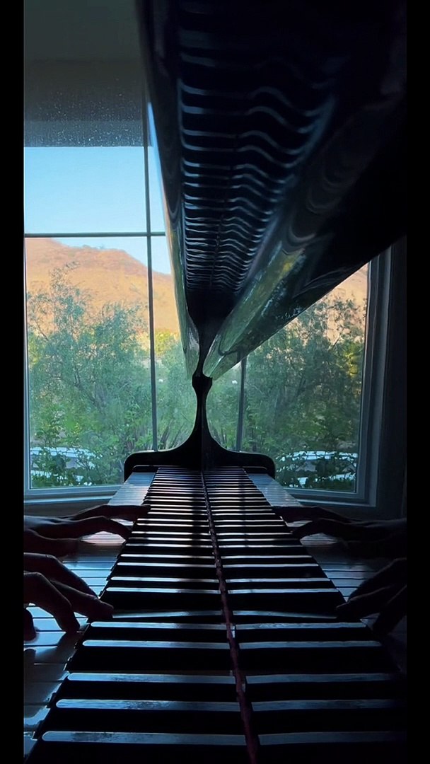 Beautiful Relaxing Music Piano• Peaceful Piano Music • Water Music & Bird Music
