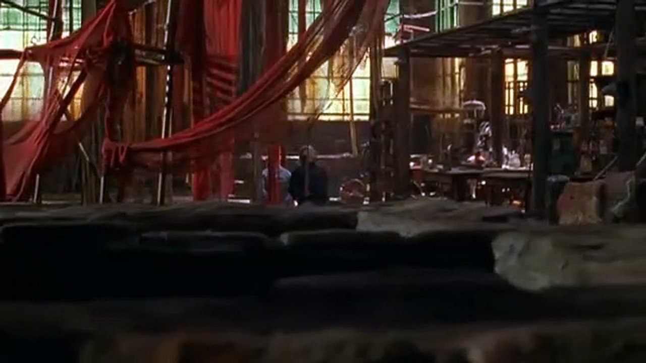 Five Fingers Bande-annonce (EN)