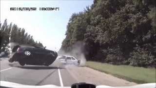 CAR CRASH COMPILATION 1