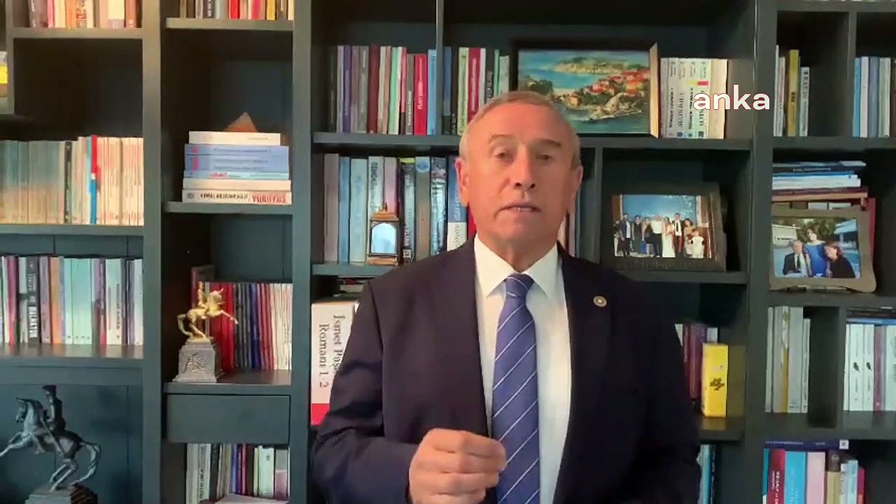 CHP'li Kaya'dan AYM'ye: Elinizi vicdanınıza koyun, 1 milyondan fazla öğretmen sizin yürütmeyi durdurma talebini onaylamanızı bekliyor
