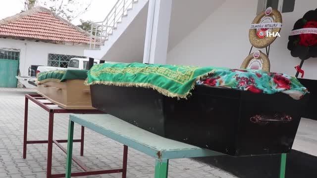 Bolu'daki trafik kazasında yaşamını yitiren karı-koca yan yana defnedildi