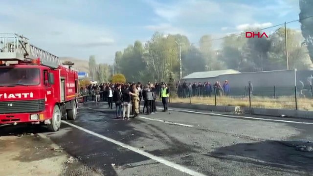Ağrı’da tanker yolcu otobüsüyle çarpıştı, kaza sonrası yangın çıktı