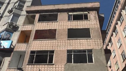 AVCILAR'DA SAHİPLERİNE ULAŞILAMAYAN VE YIKTIRILAMAYAN BİNAYA 'İKİNCİ DUVAR' ÖNLEMİ