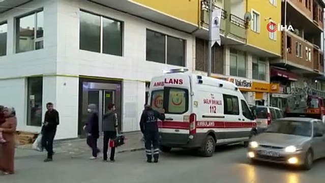 Yakınlarının haber alamadığı yaşlı kadın evinde ölü bulundu