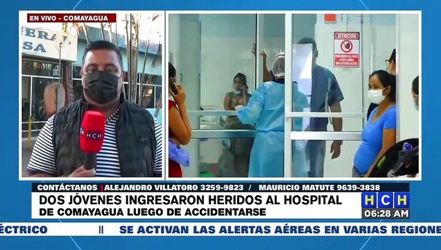 ¡Heridos resultan dos jóvenes tras impactar con camión en Comayagua!