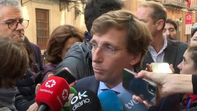 Almeida acusa a la izquierda de boicotear la sanidad pública en Madrid