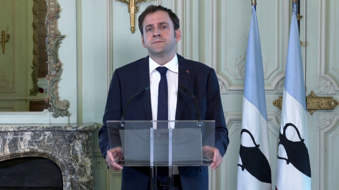 Gouverner par référendum - Groland - CANAL+