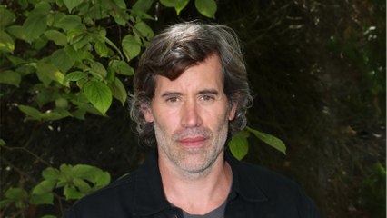 GALA VIDEO – Jalil Lespert papa câlin : adorable cliché pour les 12 ans de sa fille Kahina