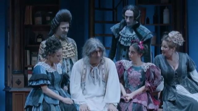 Emilio Solfrizzi è Il Malato Immaginario di Molière