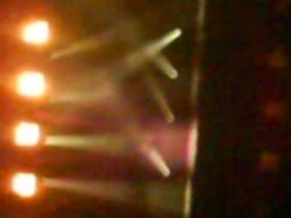 Gad spectacle fait dodo et petit oiseau