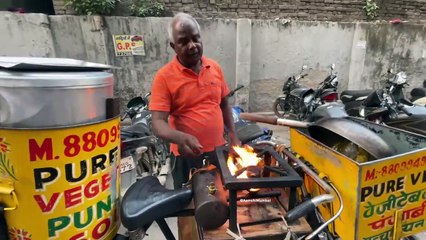 Chacha ji Makes Gravy Manchurian on Cycle _ Indian Street Food