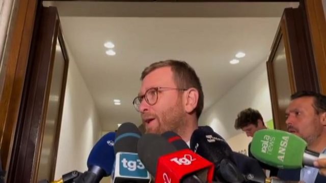 Provenzano (Pd): Conte progressista? Non è coerente sui migranti