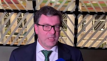 Giorgetti all'Eurogruppo: "Confermiamo impegno su riforma Mes" - Video