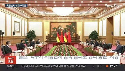 중국에 백신·비행기 팔았지만…나라 안팎서 욕먹는 독 총리