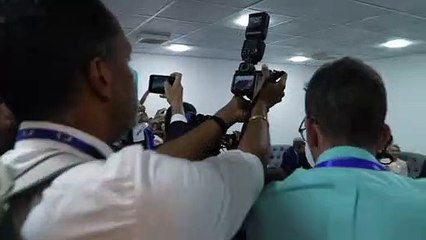 South African president jokes with PM at COP27