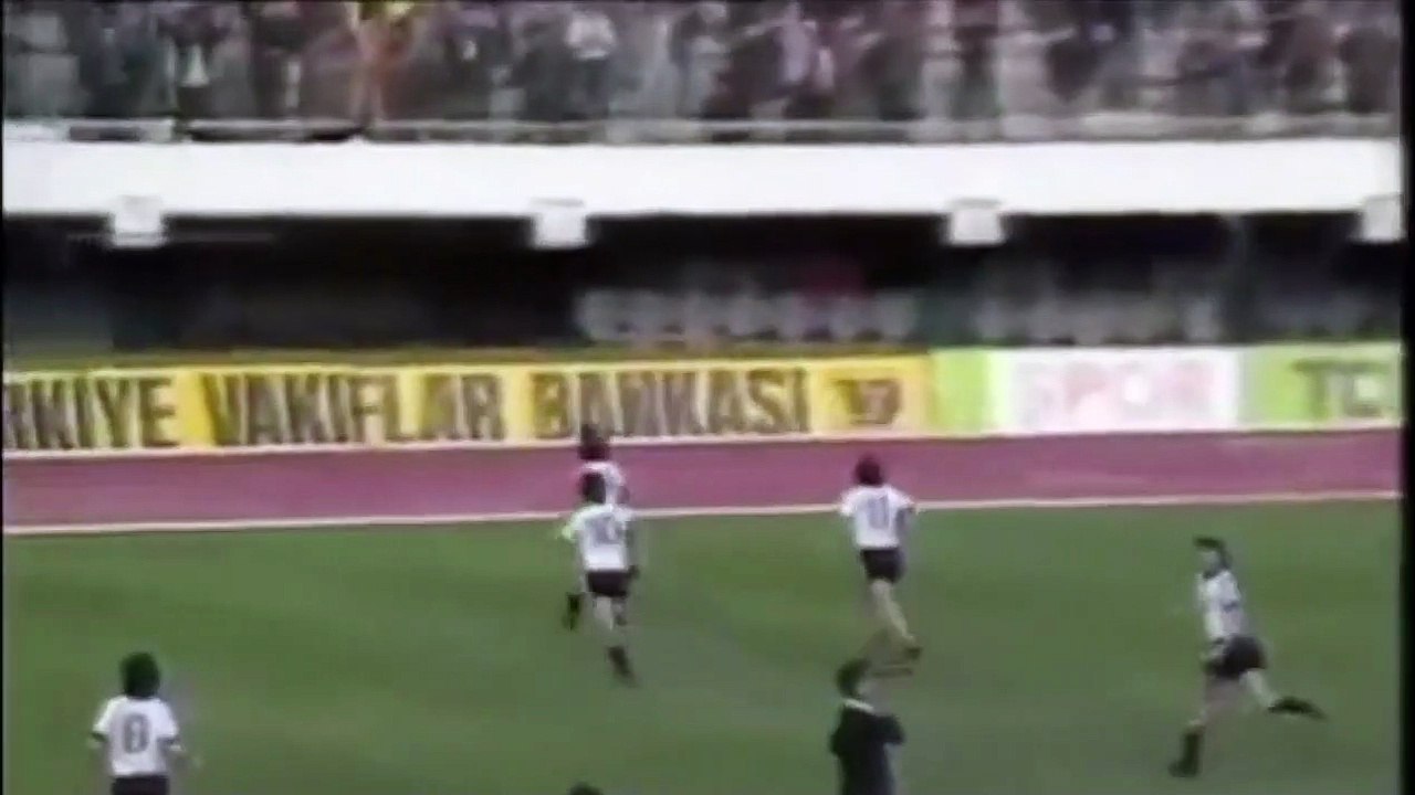 Altay 1-2 Beşiktaş 01.04.1987 - 1986-1987 Turkish 1st League Matchday 26