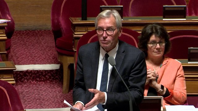 « C’est l’hôpital qui paye l’hôpital pour vos annonces ! »