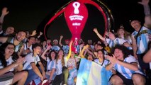 En Doha, hinchas argentinos confían en Messi para soñar con el título mundialista