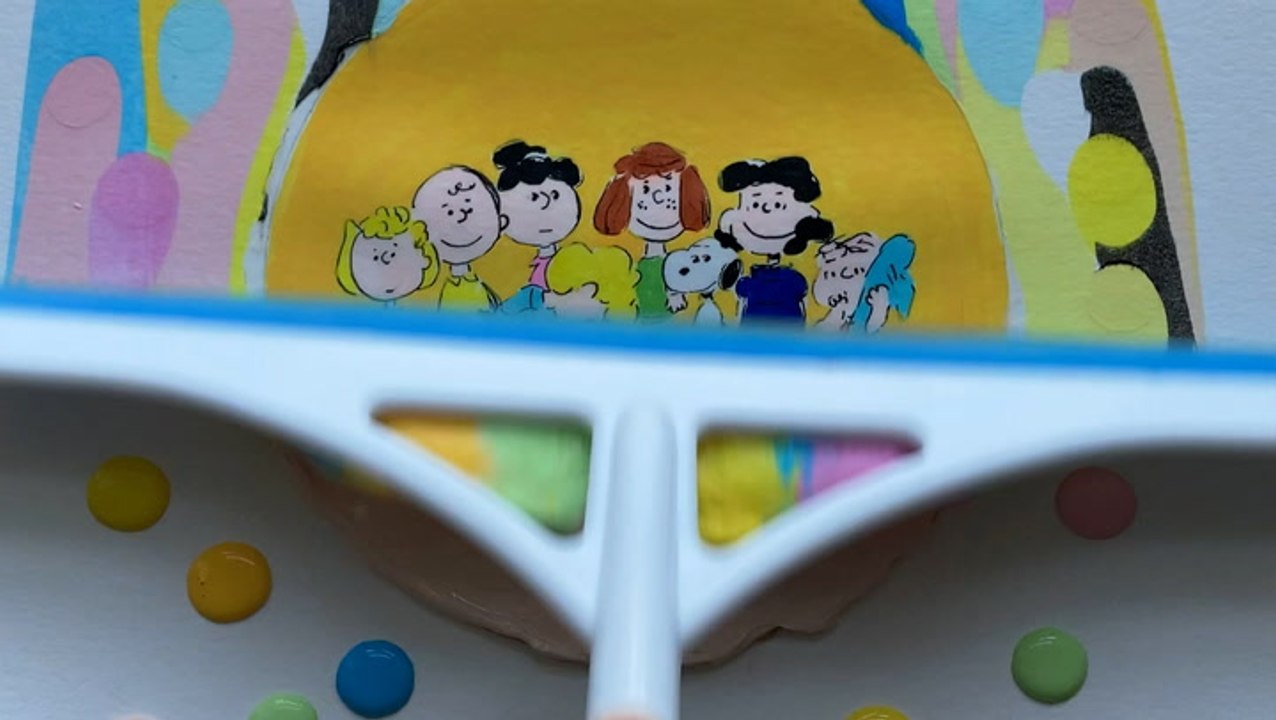 Squashed paintings have hidden illustrations