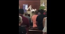 Padre retira a batina e abandona missa após pedir que eleitores de Lula saíssem da igreja