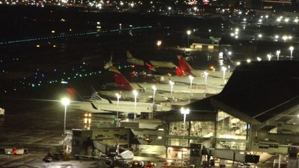 Aterriza en Bogotá el primer vuelo de Venezuela tras casi tres años