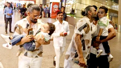 बच्चे को देखकर अपने आप को रोक नहीं पाए सुनील शेट्टी, गोदी में लेकर करने लगे प्यार