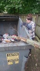 Le sauvetage du raton laveur se termine par un succès ! - Buzz Buddy