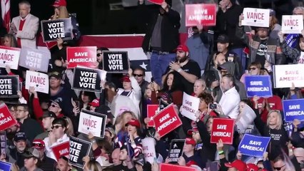 Donald Trump sugiere que anunciará su candidatura presidencial el 15 de noviembre