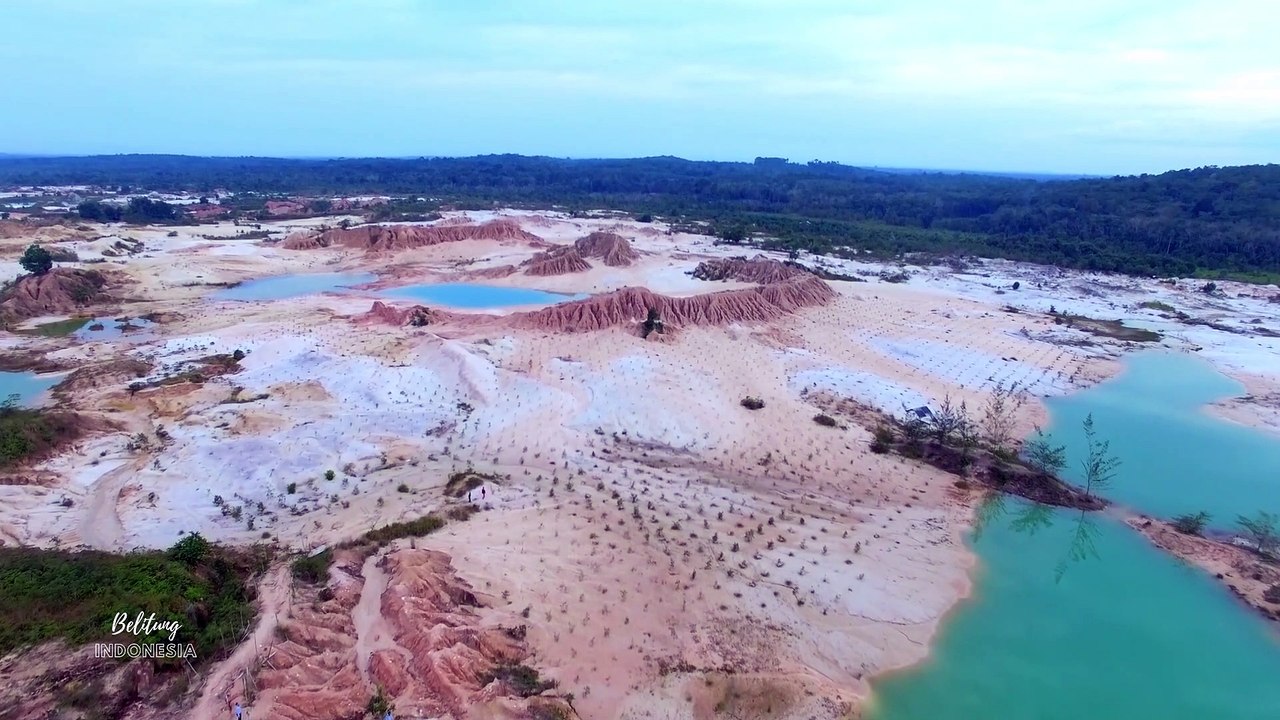 Exploring Belitung Island in Indonesia with Relaxing Music