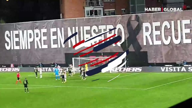 Real Madrid'li futbol yıldızının çektiği şut, evin balkonuna girdi! İşte o anlar