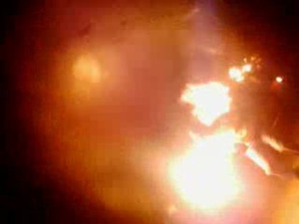 Bollas Cracheur de feu Crazycastle party Psy trance Teuf