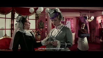 La Poupée Bande-annonce VO