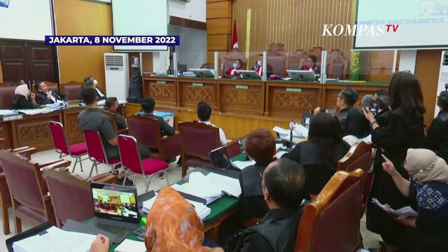 Febri Diansyah Putar Video Detik-detik Kejutan Hari Jadi Pernikahan Ferdy Sambo dan Putri di Sidang