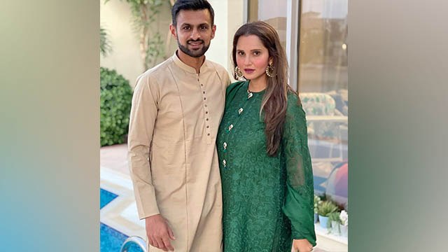 Sania Mirza Husband Shoaib Malik Divorce ? Shocking Post Viral । Boldsky *Entertainment