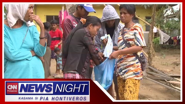 Mga nasalanta ng bagyo, tulong-tulong para makabangon