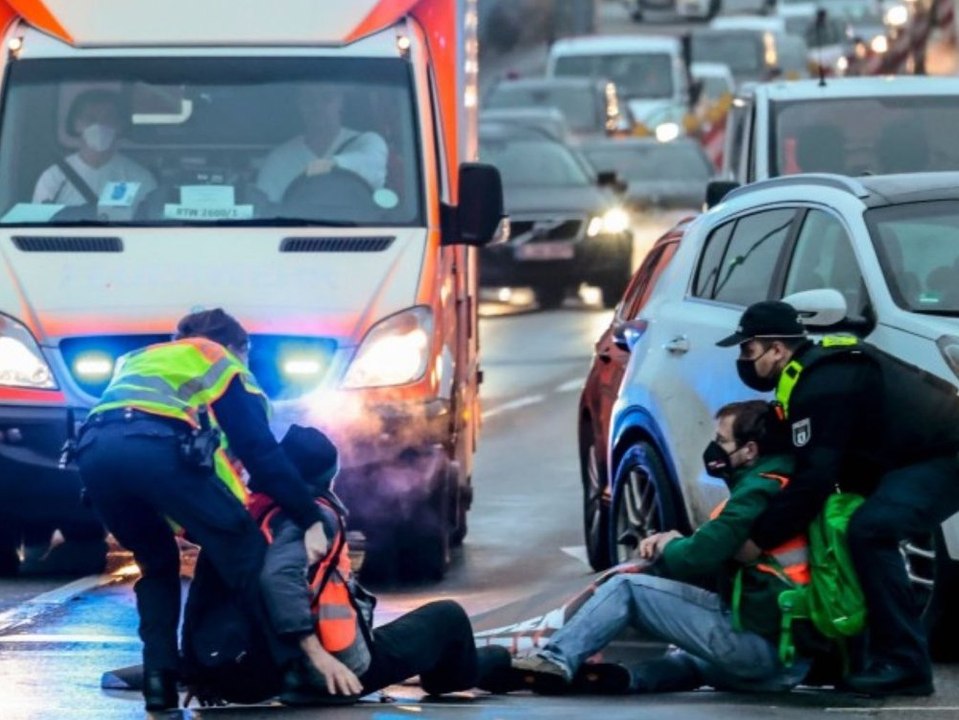 Das sagen die Deutschen zu den Blockaden der 'Letzten Generation'