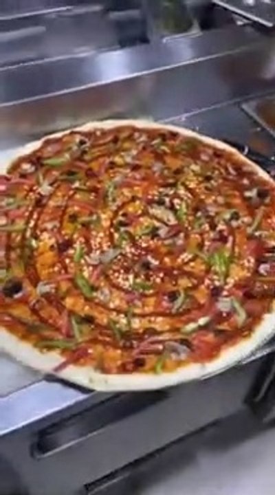 Biggest Pizza Ever_