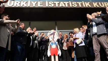 İYİ PARTİ'DEN TÜİK'E 'PİNOKYO'LU TEPKİ