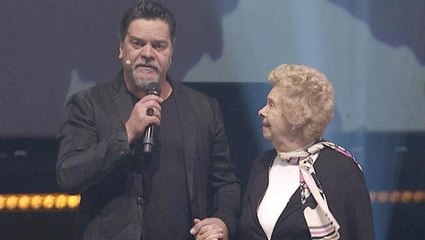 Beyazıt Öztürk, annesinin beyin kanaması geçirdiği iddiasını yalanladı: Maşallahı var annemin