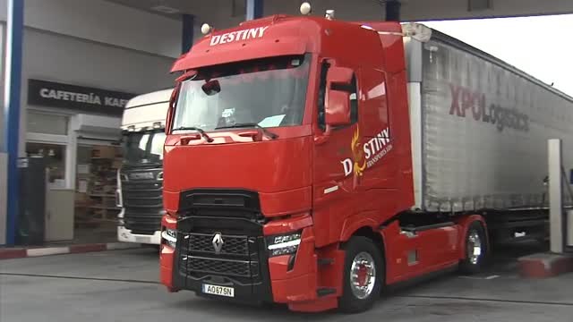 Agricultores y ganaderos exigen servicio mínimos ante la huelga del transporte