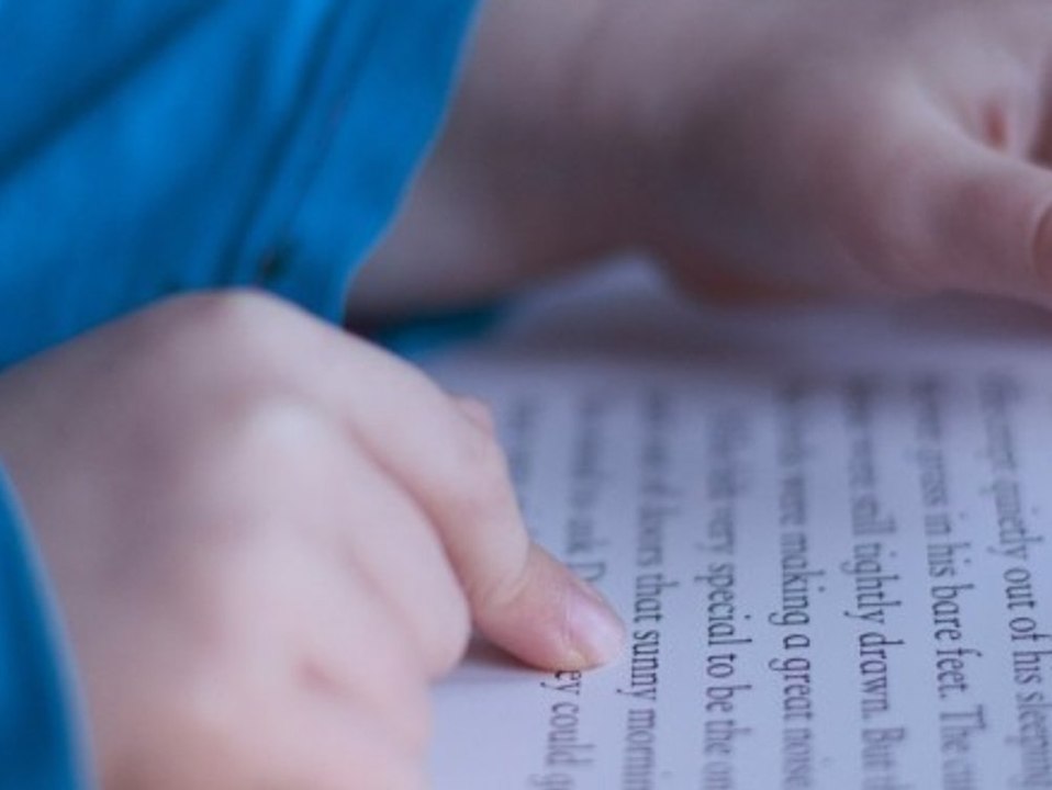 Weniger Eltern lesen vor: Warum das gefährlich für die Kinder ist