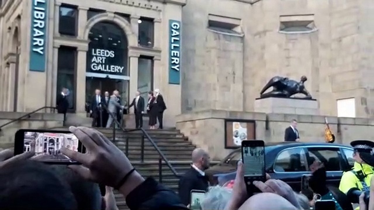 Applause and shouts of ‘God saves the King’ as King Charles leaves Leeds Central Library