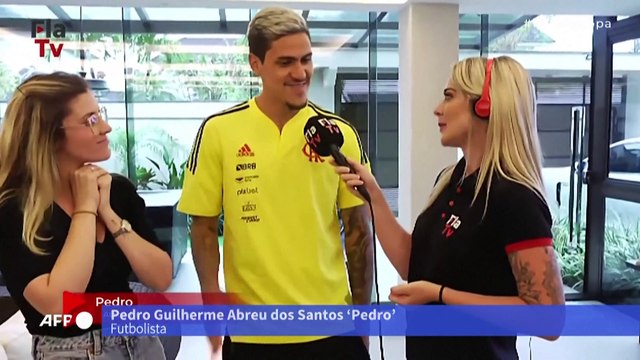 Pedro pide matrimonio a su novia tras ser convocado por Brasil al Mundial